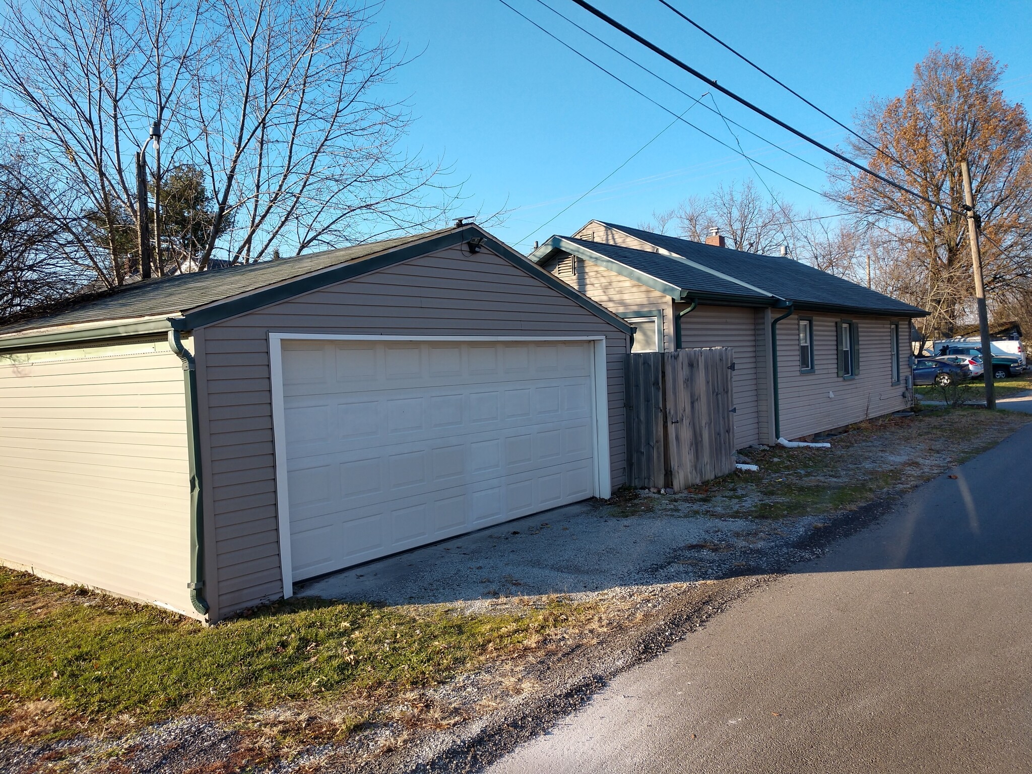 Building Photo - 625 Buckeye St