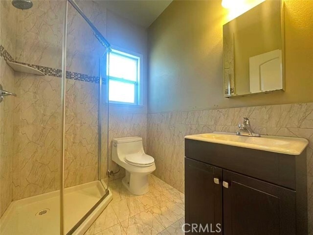 Building Photo - 58 S Altadena Dr