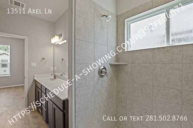 Building Photo - 13511 Axel Ln