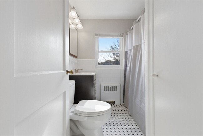 Building Photo - 18-20 Payne Rd