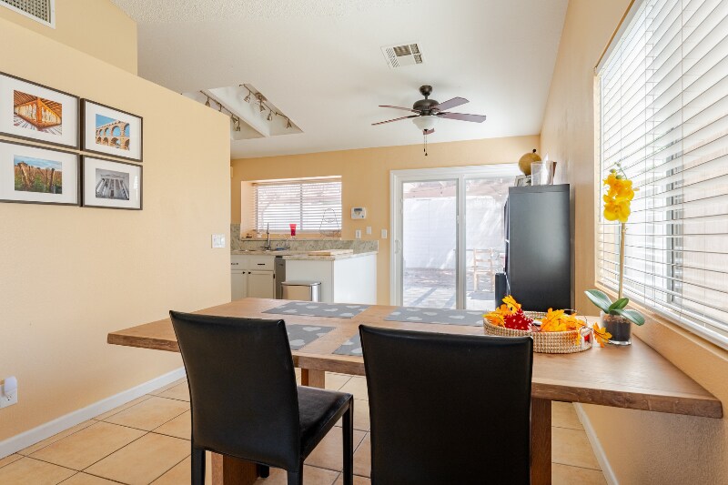 Building Photo - 8412 Surfs Up Dr