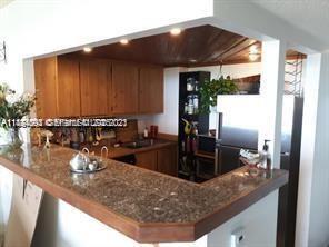 Building Photo - 780 NE 69th St