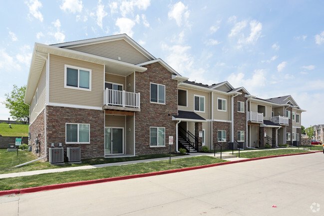 Building Photo - Rock Creek Condos