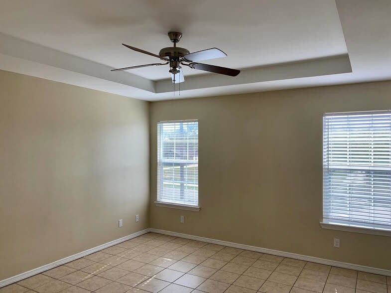 Building Photo - 2702 Phoenix St