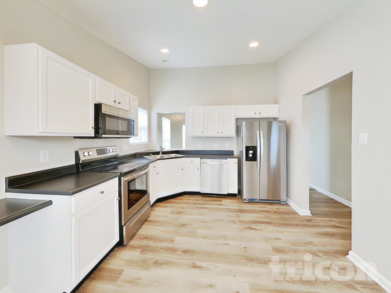 Building Photo - 5353 Shamus Dr