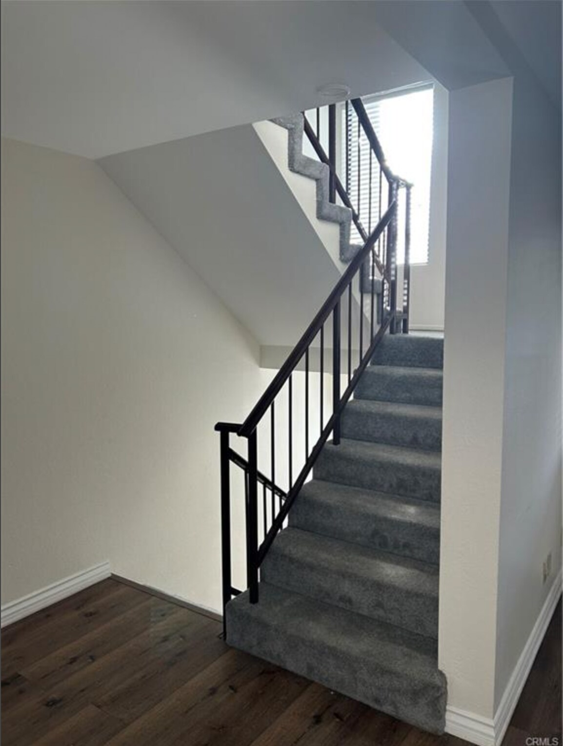 Building Photo - 2115 Carnegie Ln