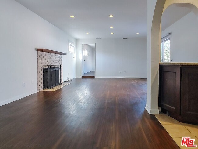 Building Photo - 13312 Markdale Ave