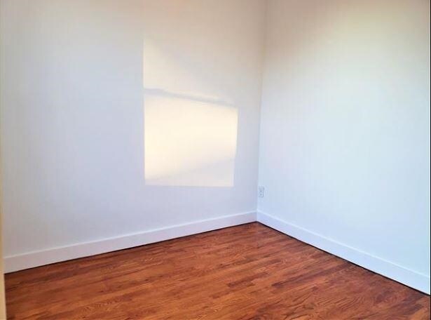 Building Photo - 6 50th St