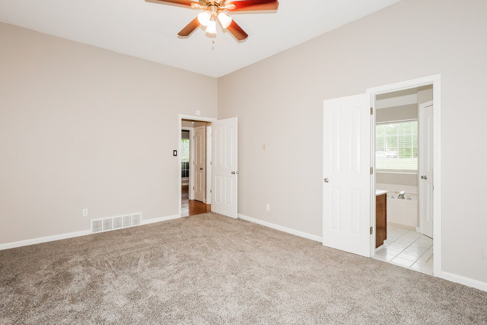 Building Photo - 7744 Shadow Glen Ln