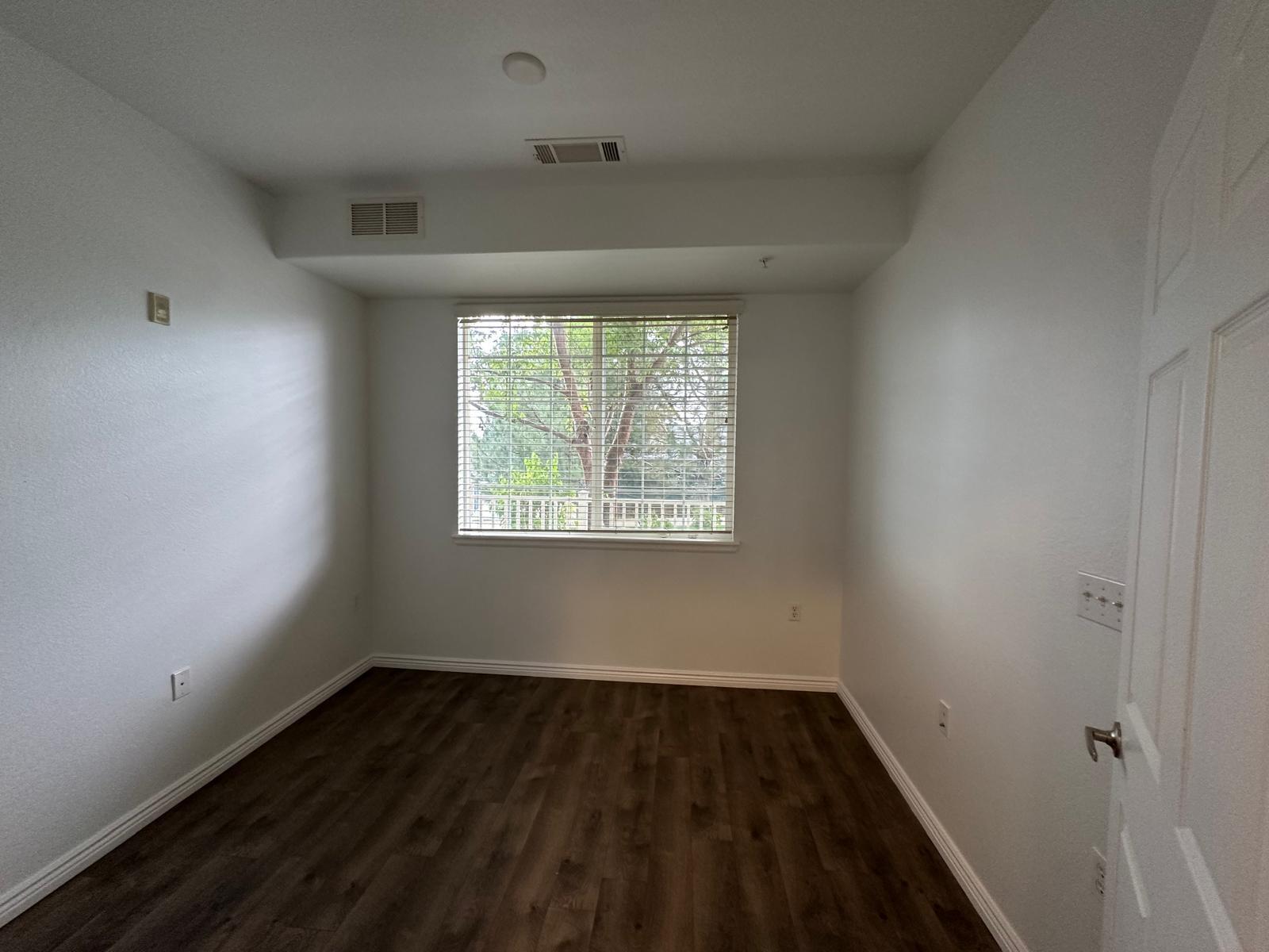 Building Photo - 2672 S Cathay Way