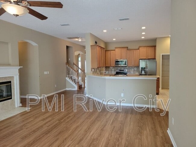 Building Photo - 14283 Big Spring St