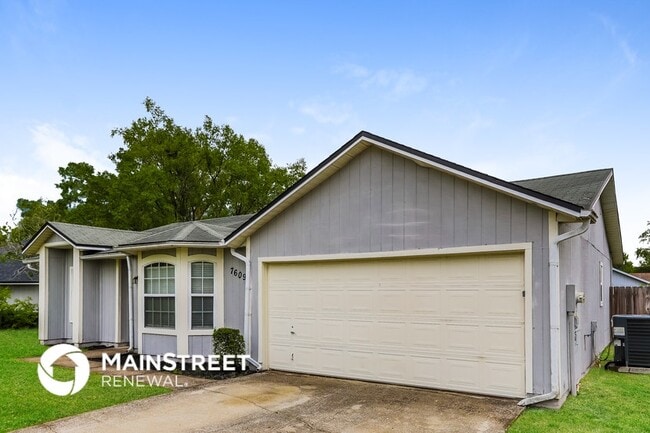 Building Photo - 7609 Dover Cliff Dr S