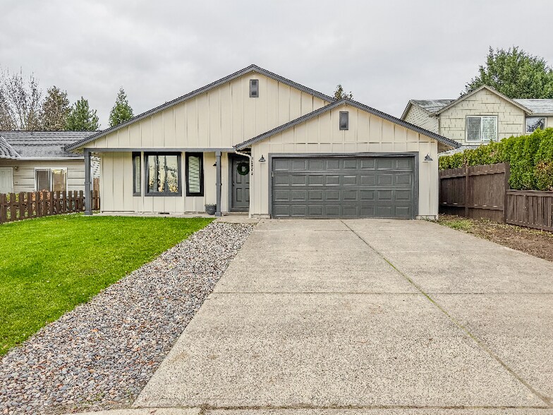 Primary Photo - 12502 NE 19th St