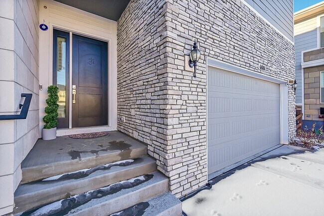 Building Photo - 6801 S Valleyhead Ct