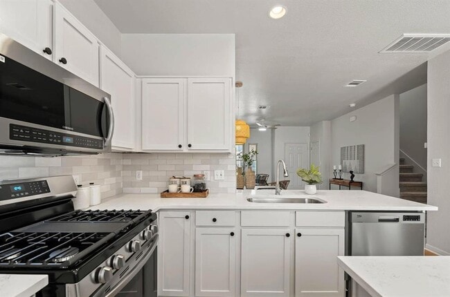 Building Photo - 4627 Senda Ln