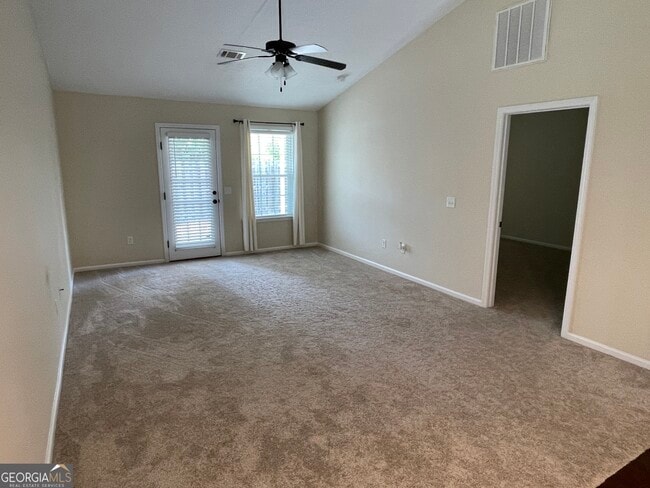 Building Photo - 150 Buckhaven Way