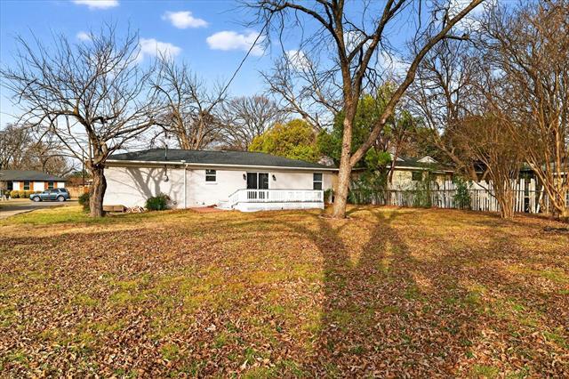 Building Photo - 1807 W Josephine St