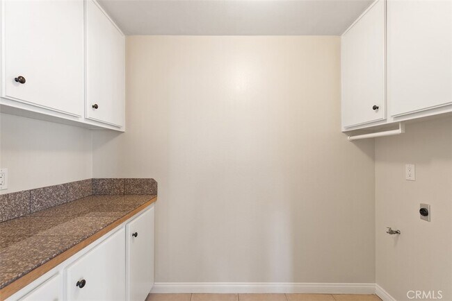 Building Photo - 42 Atherton-