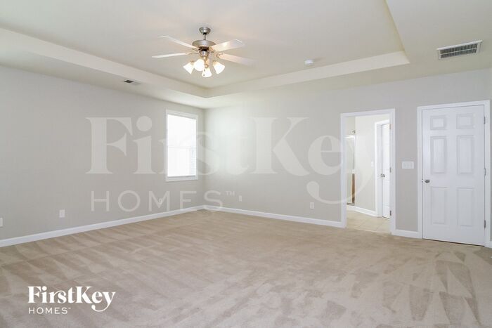 Building Photo - 2476 Birch View Dr