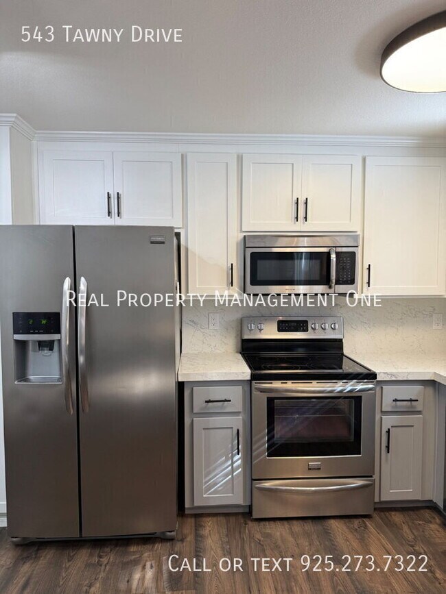 Building Photo - 543 Tawny Dr