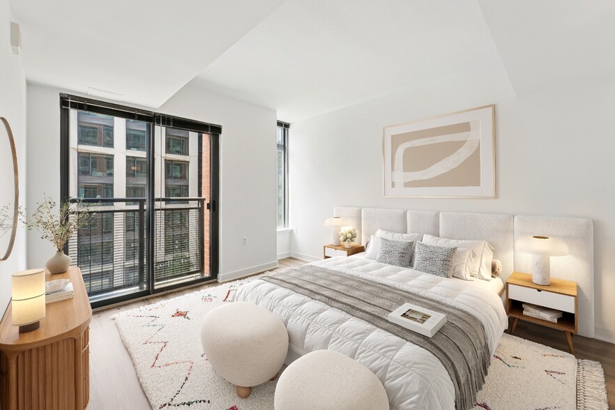 Primary Photo - Seventy1Hundred Capitol Yards