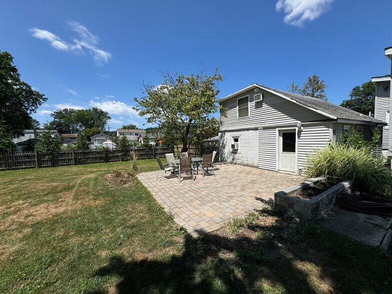 Backyard patio - 24 Parker Ave