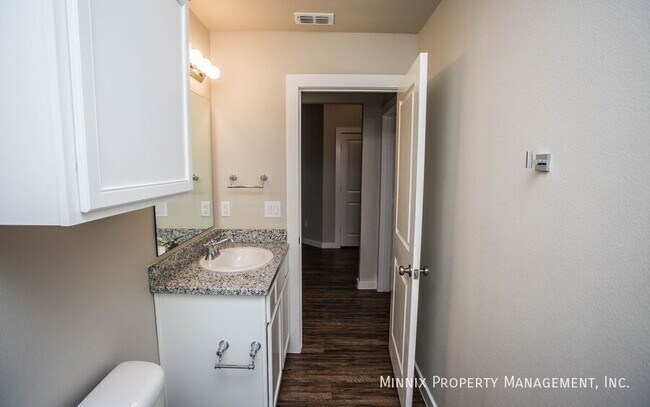 Building Photo - 2150 Kirksey Ave