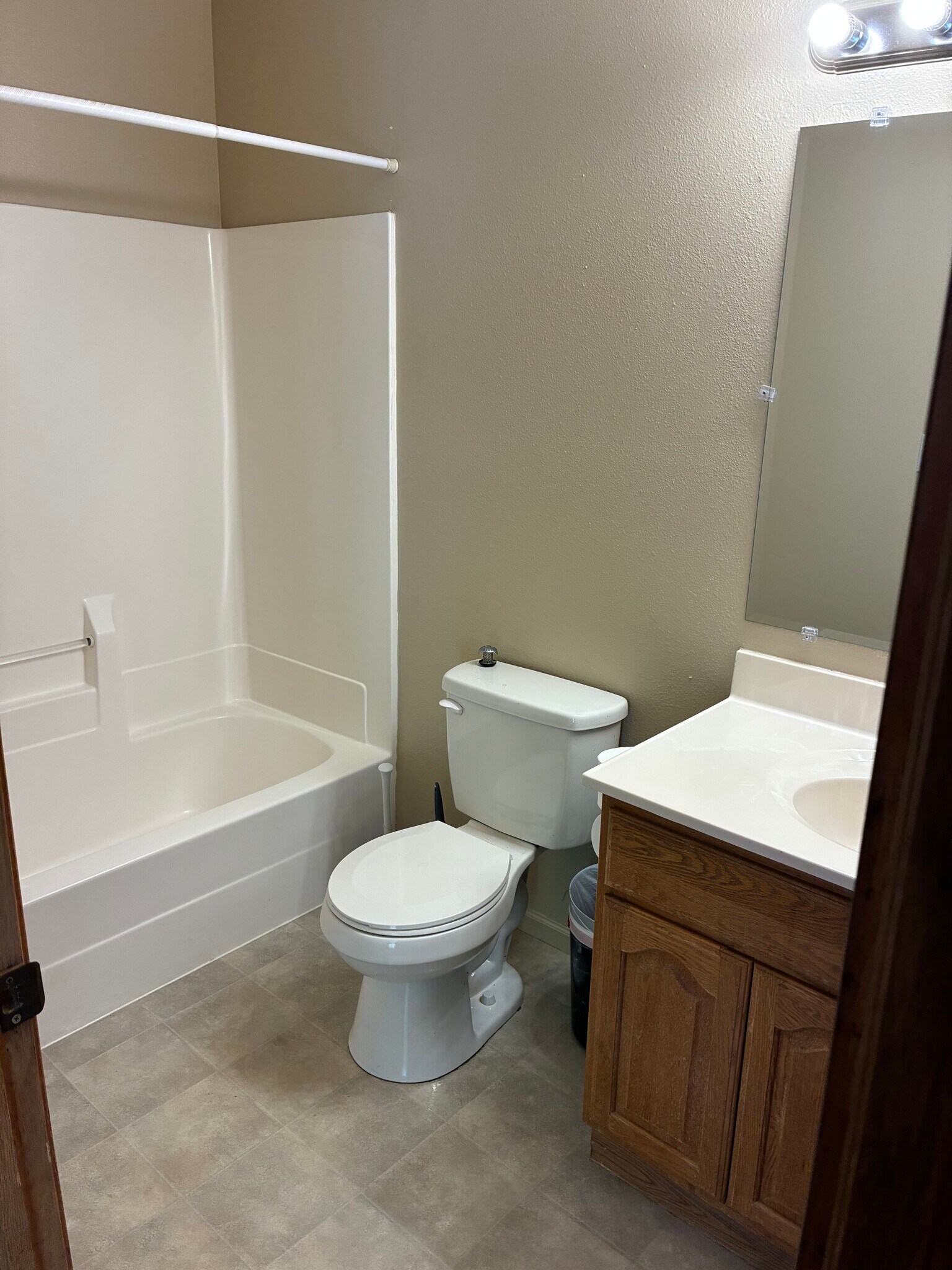 Building Photo - 4541 Twain Cir