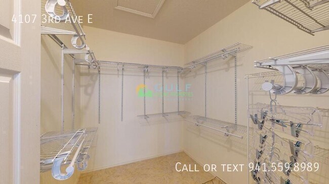 Building Photo - 4107 3rd Ave E