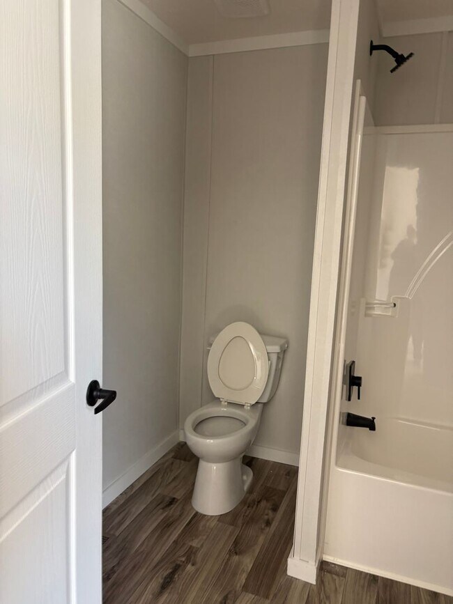 Building Photo - 139 Hubert Blvd