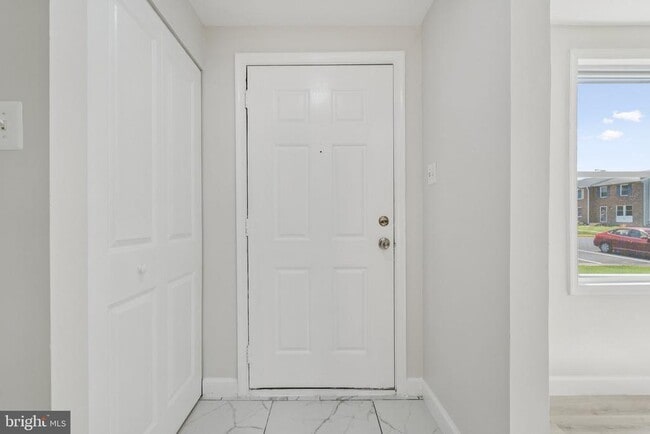 Building Photo - 3364 Longbow Ct