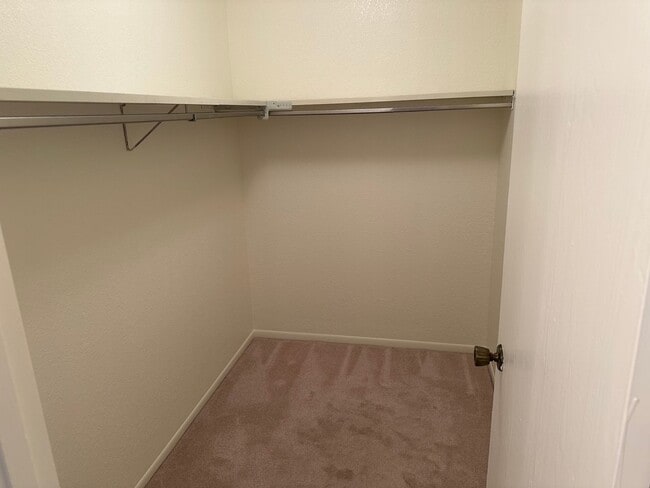 Building Photo - Spacious Millcreek Townhome with Two Living Areas, Private Deck & Community Amenities