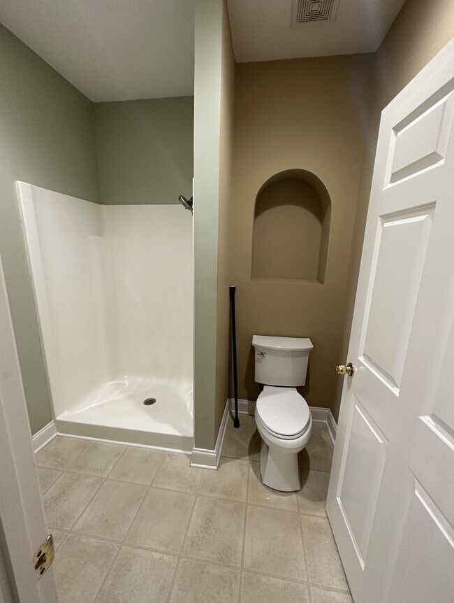 Building Photo - 4316 Summercrest Blvd