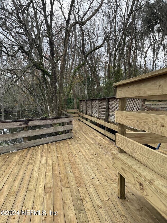 Building Photo - 1604 Arcadia Dr