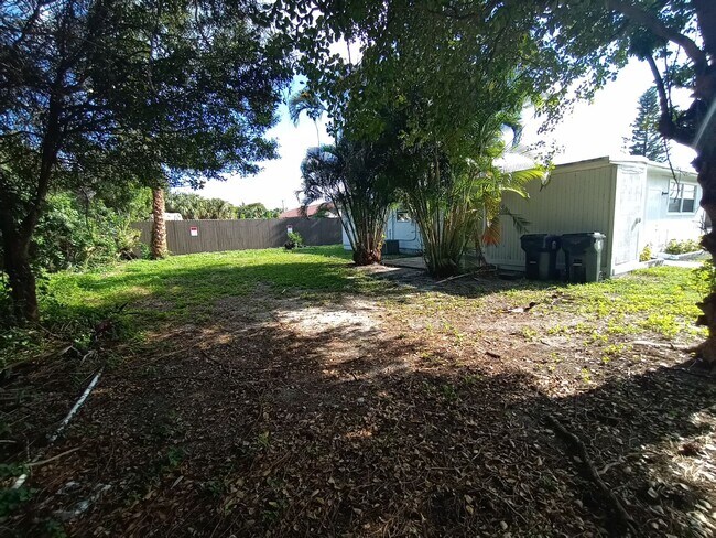 Building Photo - 4/2 HOME FOR RENT!! AVAILABLE NOW