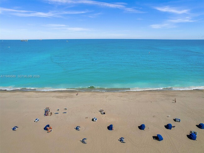 Building Photo - 2100 S Ocean Ln