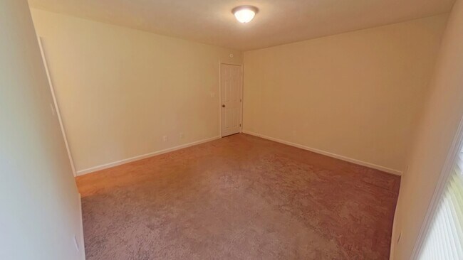 Building Photo - 6778 Buttermere Dr