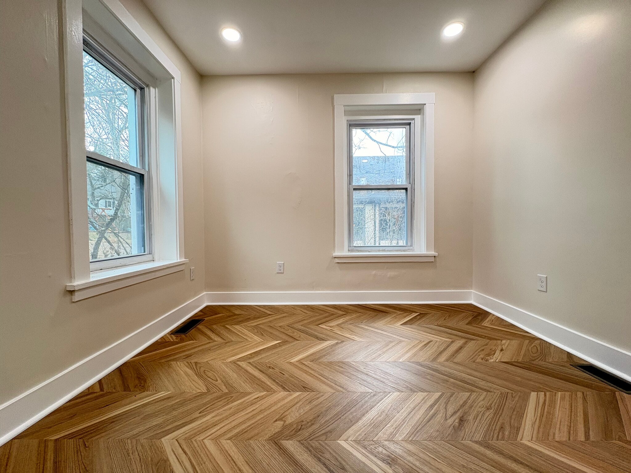 Building Photo - 7128 Card Ln