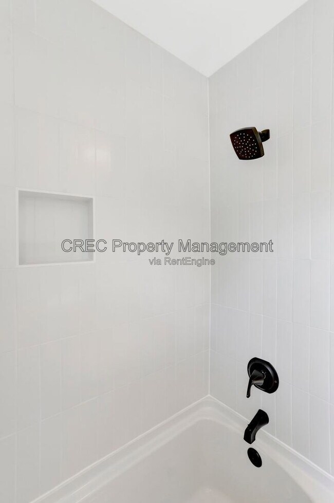 Building Photo - 2642 Ferrara Dr