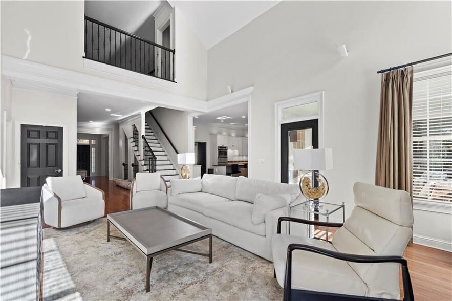 Building Photo - 102 N Cove Dr