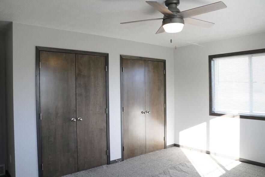 Building Photo - 3616 S Outfield Cir