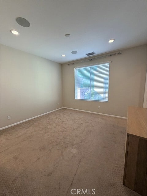 Building Photo - 422 W Rte 66