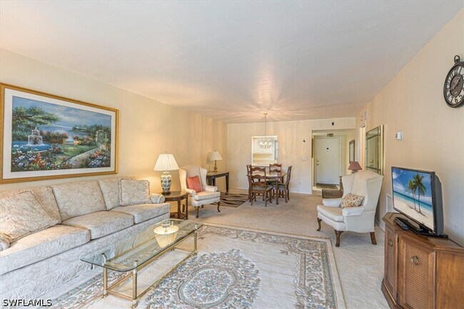 Building Photo - 4912 Tamiami Trl E