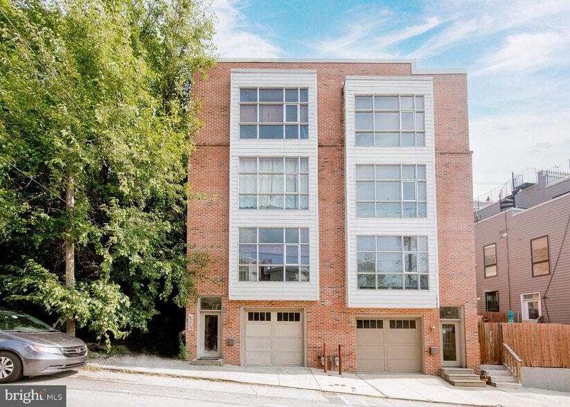 Building Photo - 4513 Silverwood St