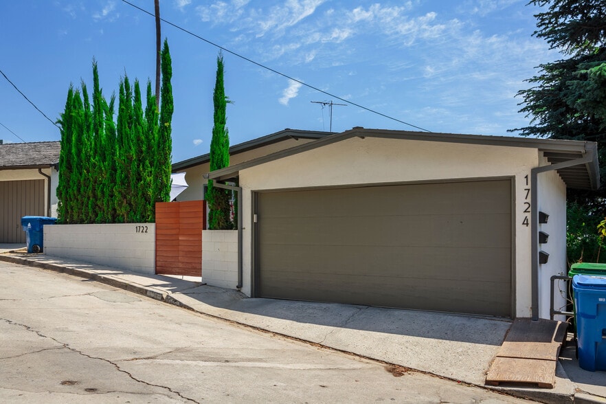Garage - 1724 Rotary Dr