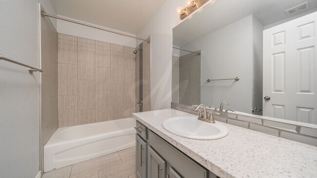 Building Photo - Updated Two Story in Cimmaron Hills