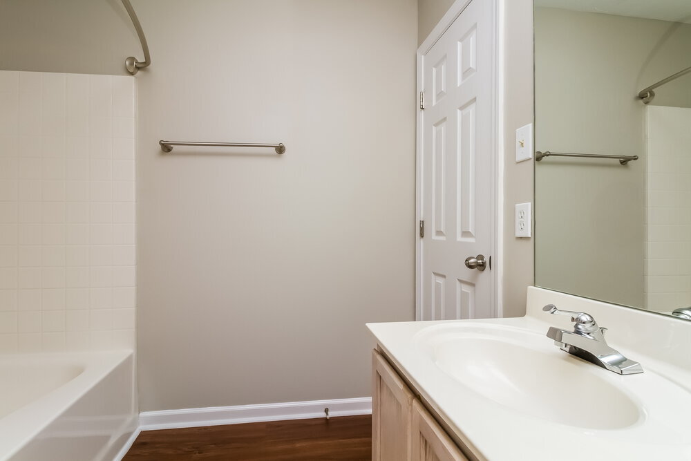 Building Photo - 7113 S Hampton Blvd