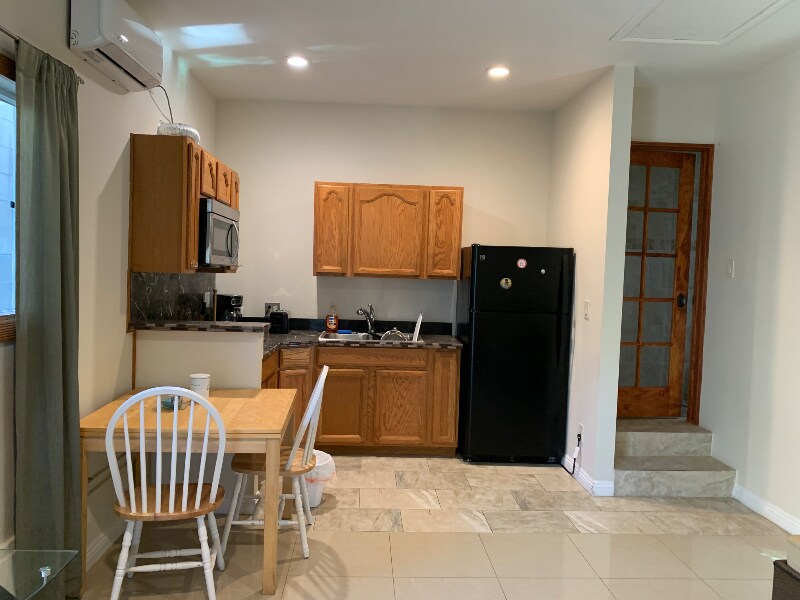 Building Photo - 22972 Crespi St