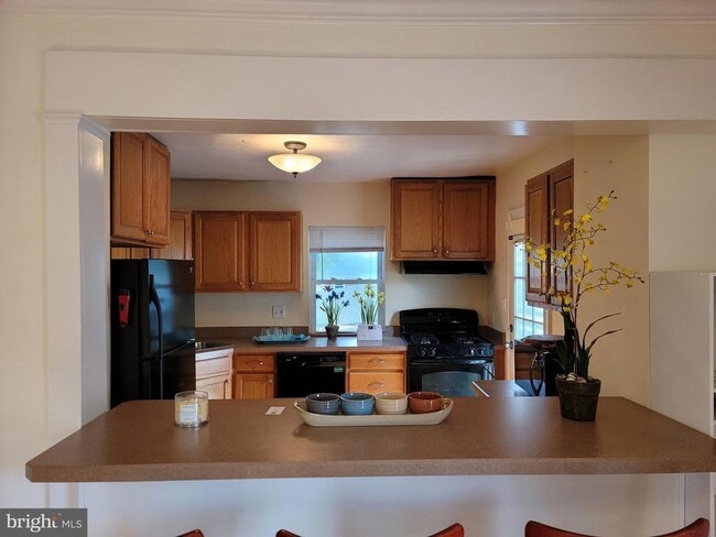 Building Photo - 1015 Veirs Mill Rd