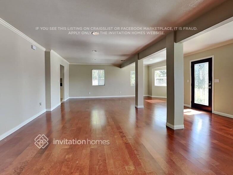 Building Photo - 1241 E Herring Ave